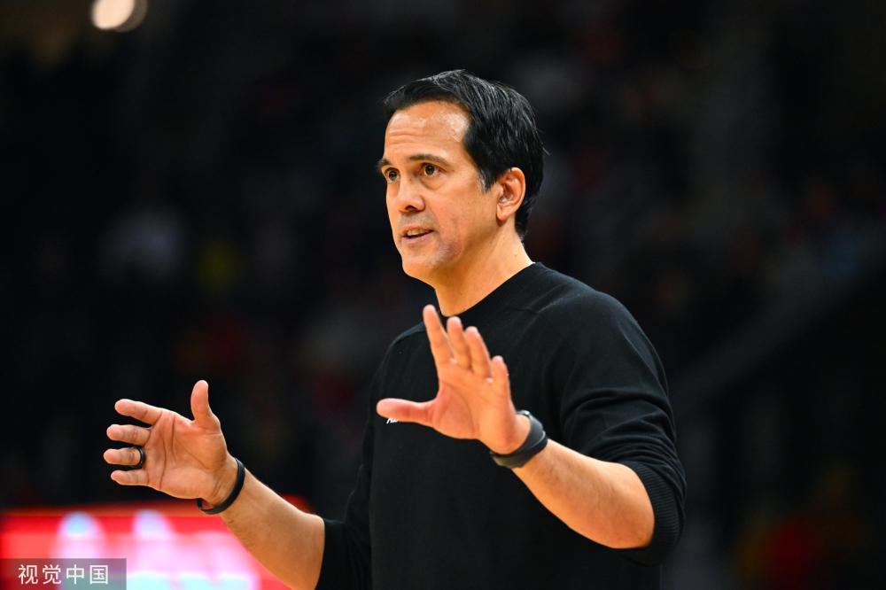 给球迷们带 给球迷们带