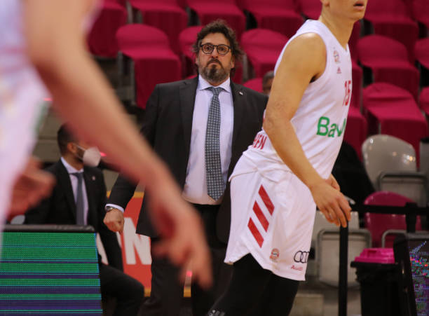 脚步和背身 脚步和背身