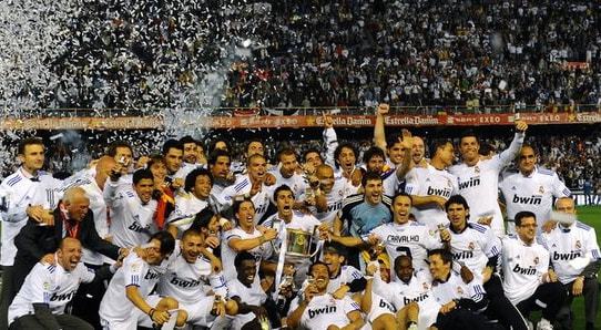 更表现出他 更表现出他