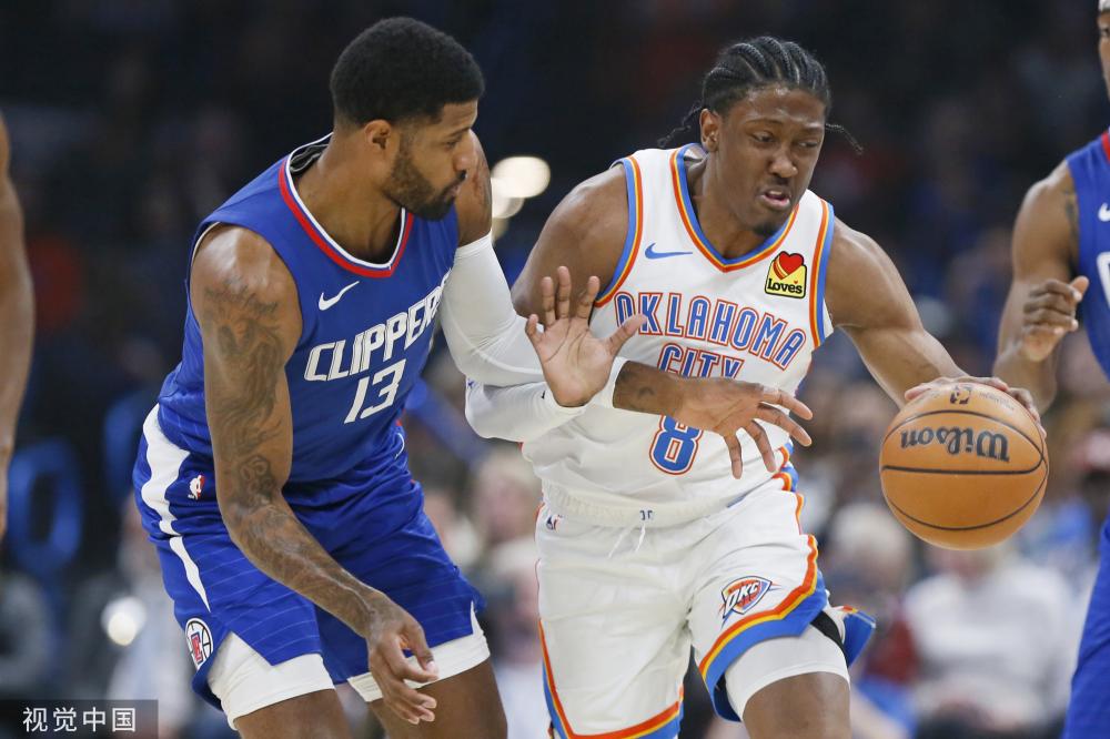 同时也在向 同时也在向