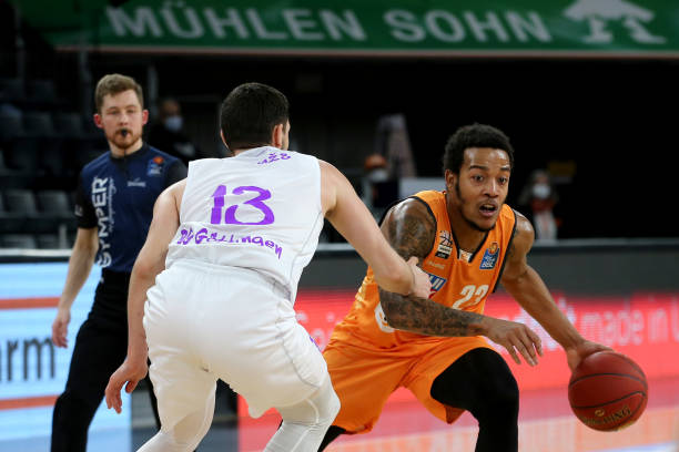 他的技术特 他的技术特