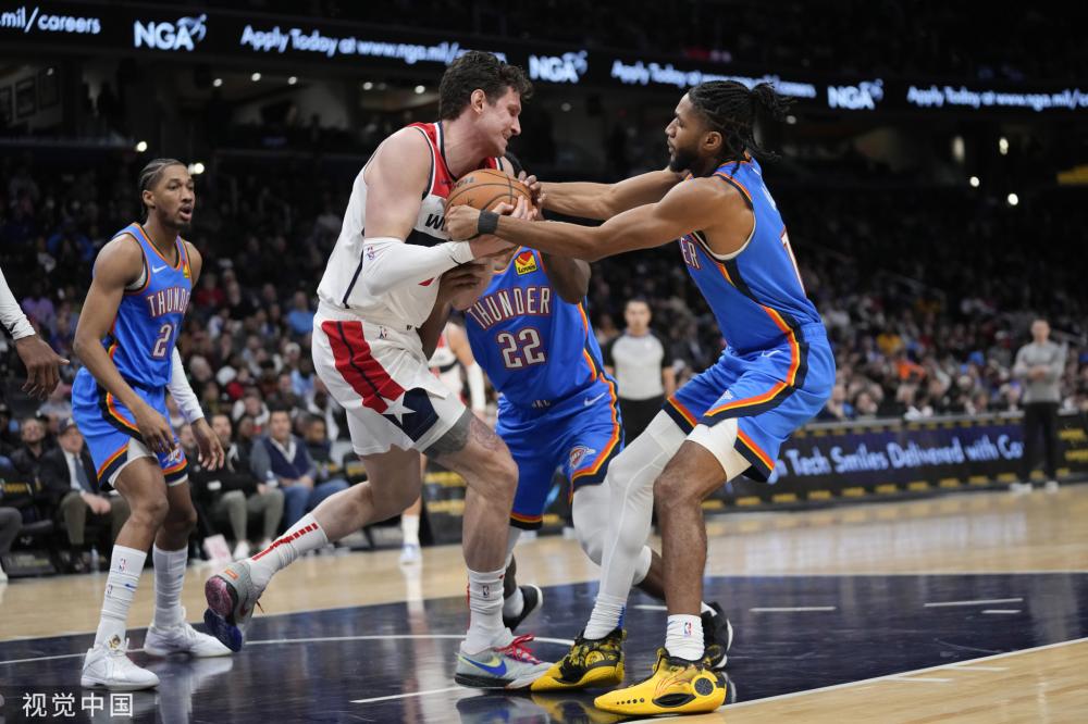 快速推进的 快速推进的